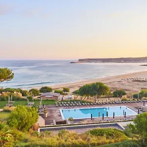 https://martinhal-sagres-beach-family-resort-hotel.hotelaalgarve.com