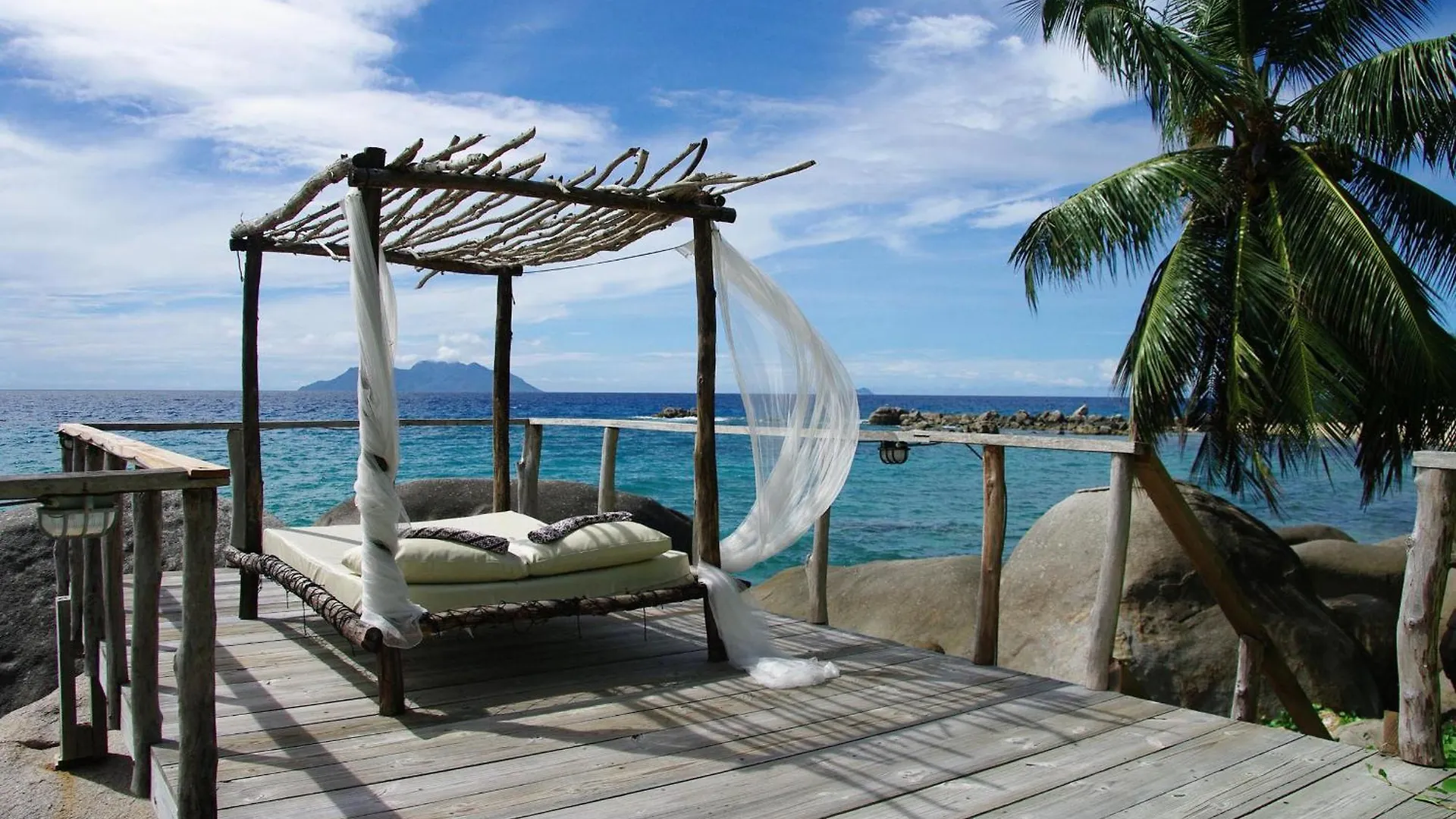Bliss Boutique Hotel Seychelles contacts